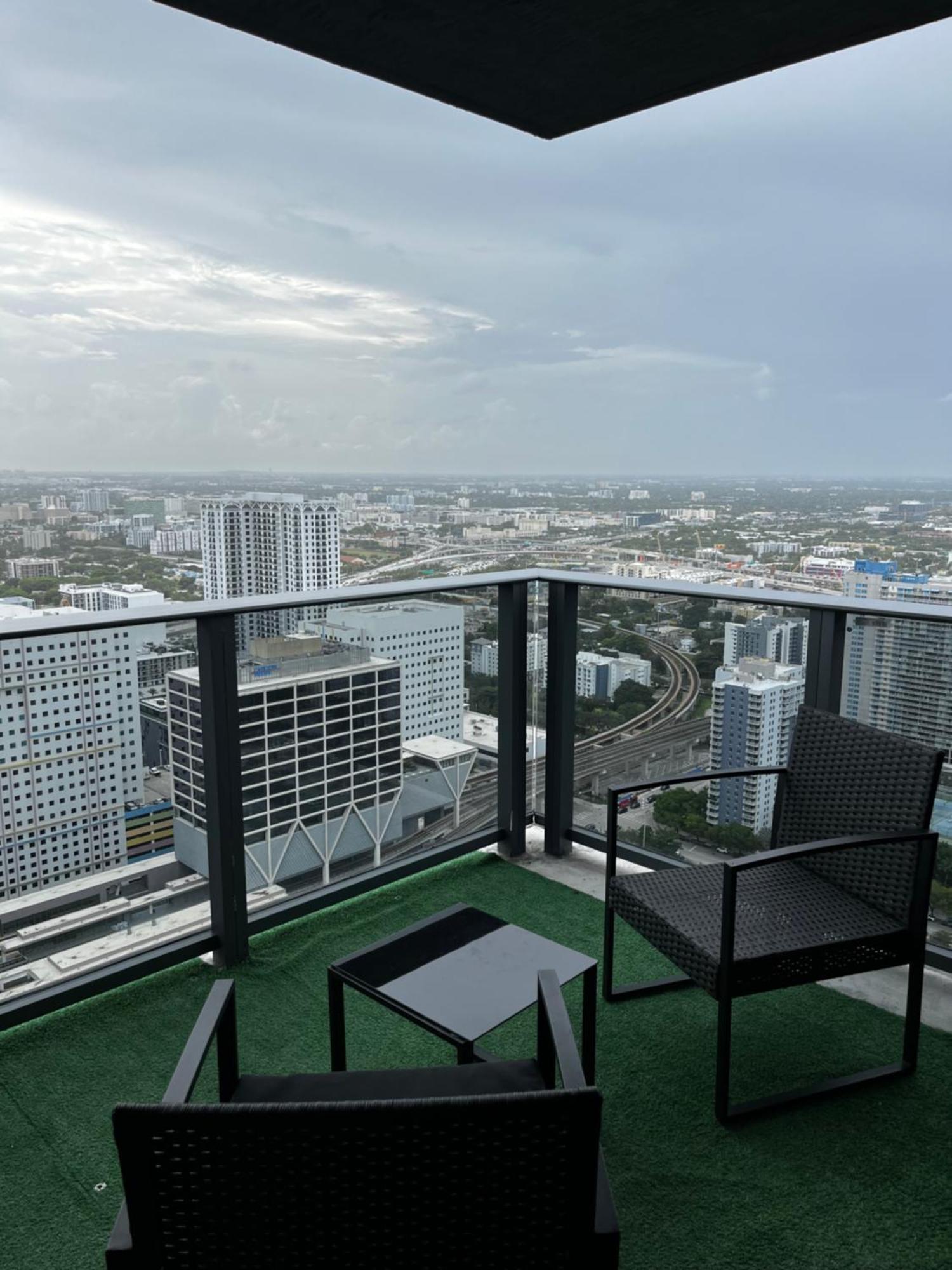 Apartment Luxurious In The Heart Of